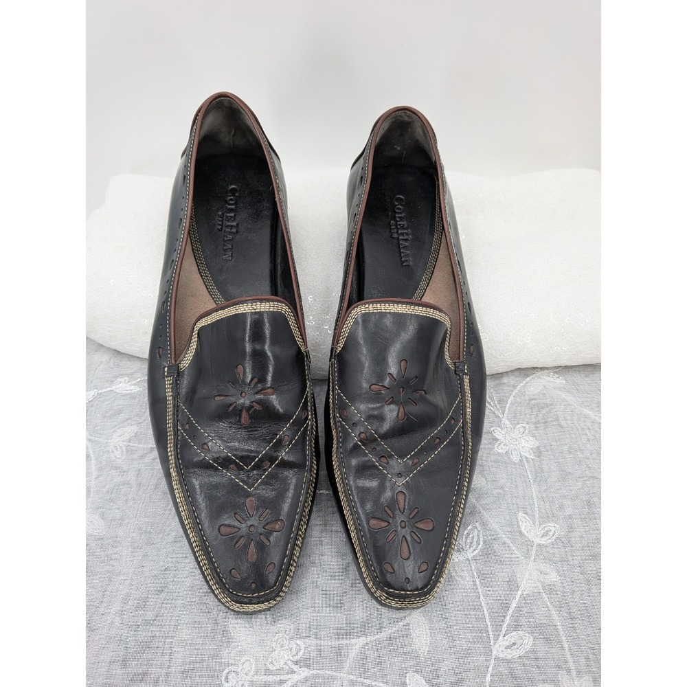 Career Professional Cole Haan City Black Leather Floral Pointed Toe Loafers 7.5M - Picture 3 of 8